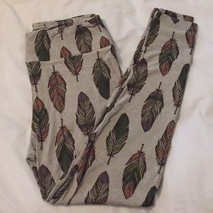 LuLaRoe Feather Leggings, TC